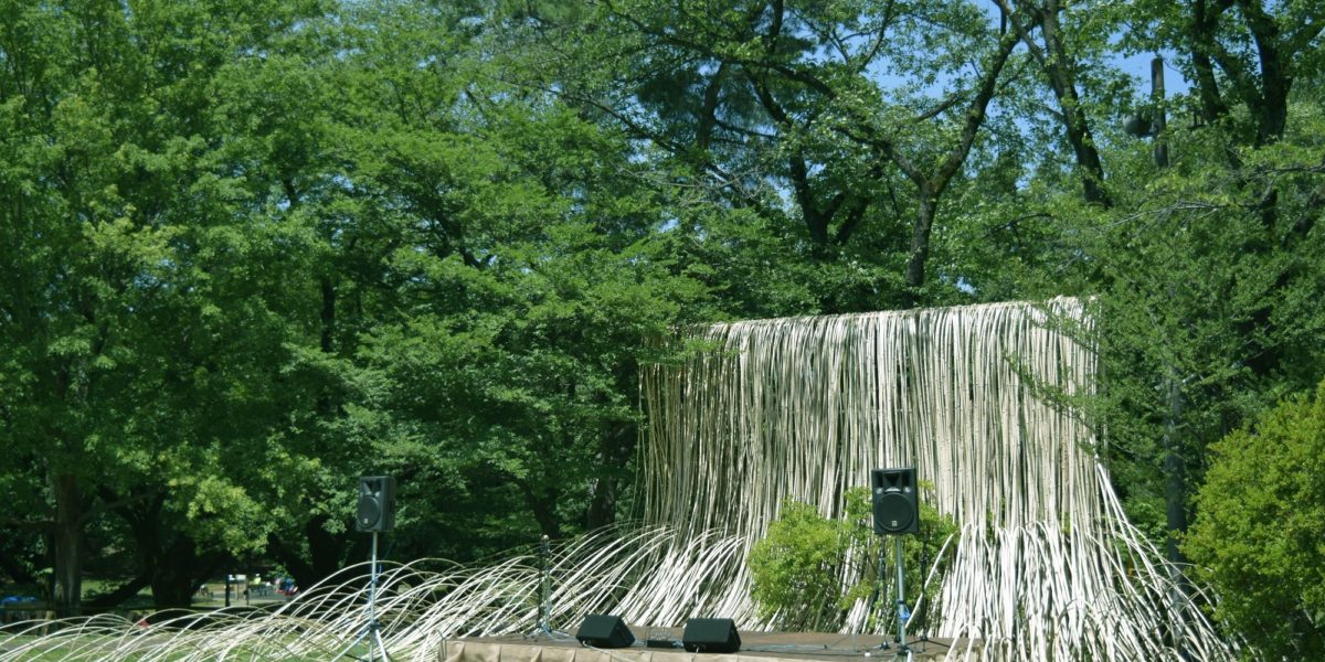 竹のステージ